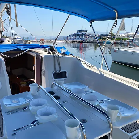 Nautical Nomad Botel *